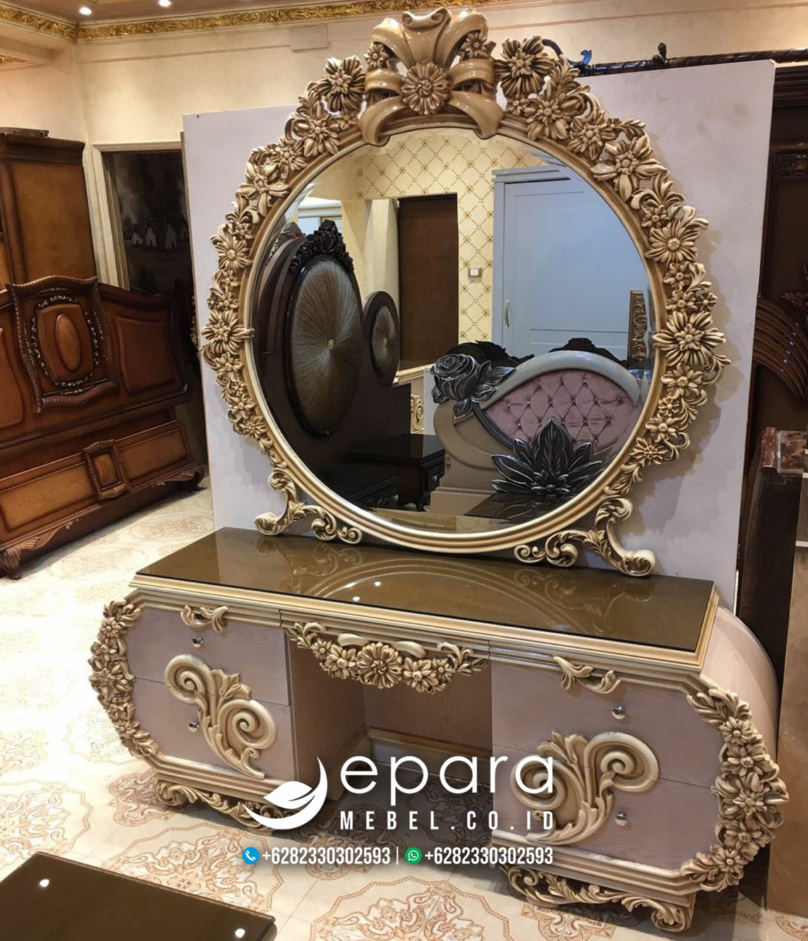 meja rias elegan minimalis mewah